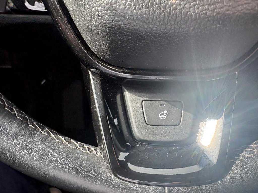 Honda Civic Sport Hatchback 36,000 KM I SUNROOF I MAGS I CARPLAY I STARTER I HEATED SEATS I ACTIVE SECURITY 2023 à Montréal, Québec - 12 - w1024h768px