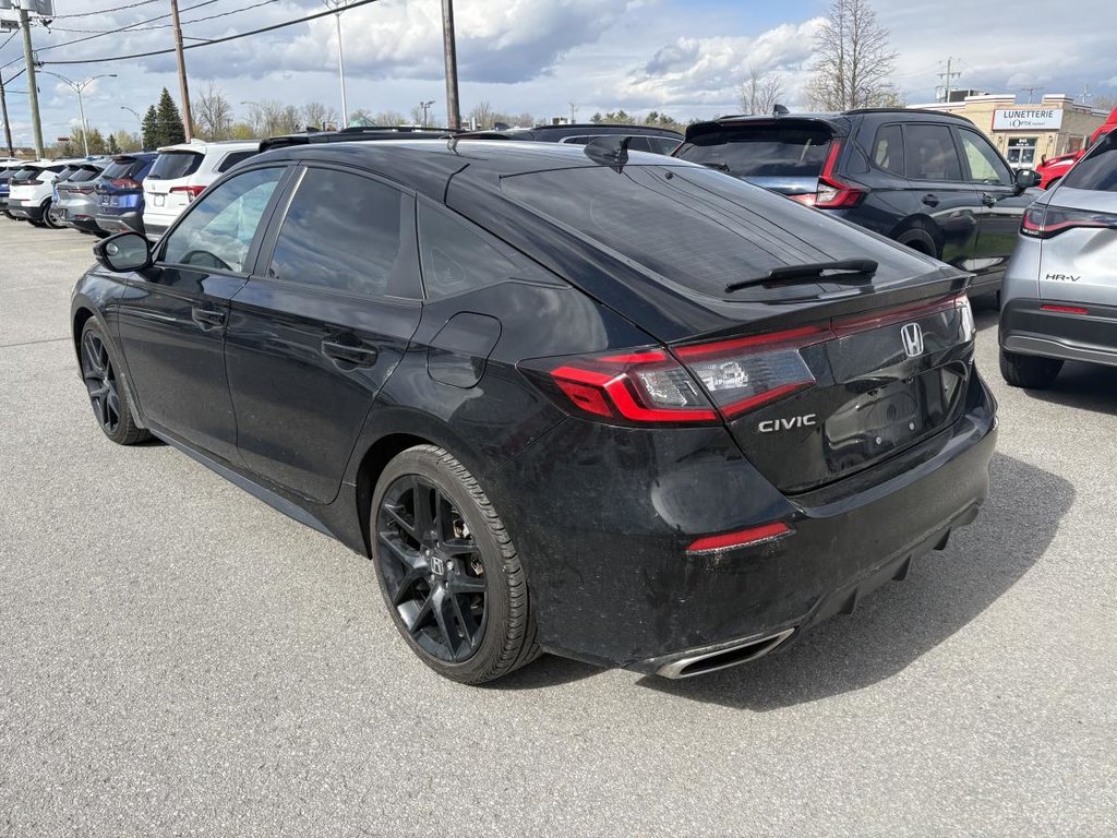 Honda Civic Sport Hatchback 36,000 KM I SUNROOF I MAGS I CARPLAY I STARTER I HEATED SEATS I ACTIVE SECURITY 2023 à Montréal, Québec - 3 - w1024h768px
