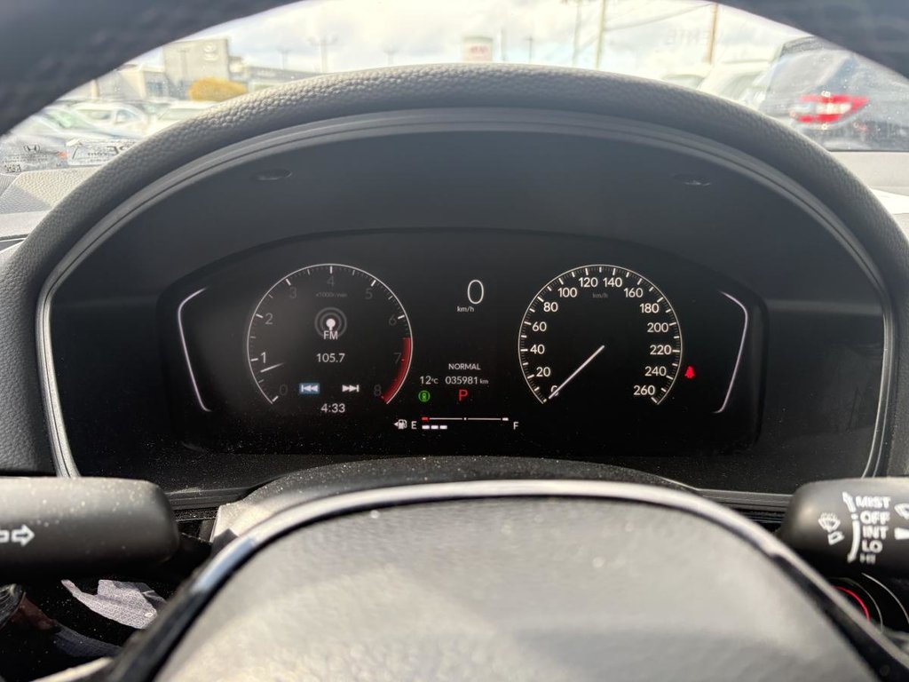 Honda Civic Sport Hatchback 36,000 KM I SUNROOF I MAGS I CARPLAY I STARTER I HEATED SEATS I ACTIVE SECURITY 2023 à Montréal, Québec - 13 - w1024h768px
