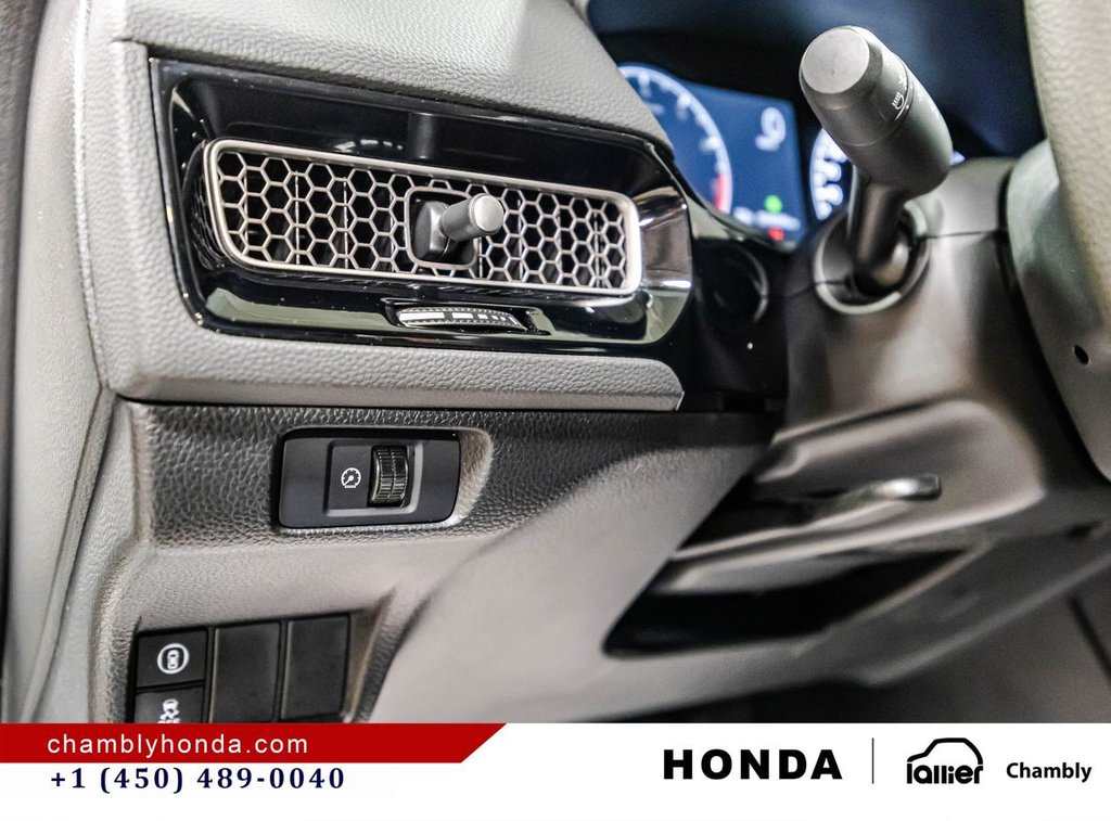 2023 Honda Civic LX 15,000 KM!!! I CARPLAY I HEATED SEATS I CAMERA I STARTER I ACTIVE SECURITY in Montréal, Quebec - 20 - w1024h768px
