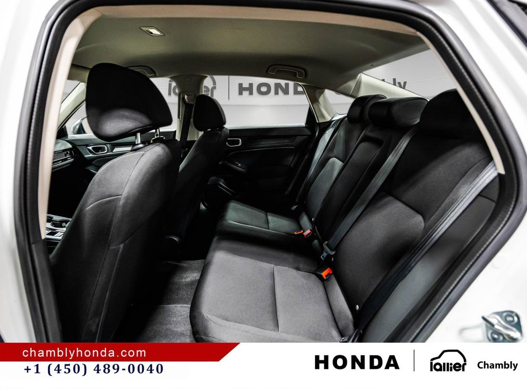 2023 Honda Civic LX 15,000 KM!!! I CARPLAY I HEATED SEATS I CAMERA I STARTER I ACTIVE SECURITY in Montréal, Quebec - 13 - w1024h768px