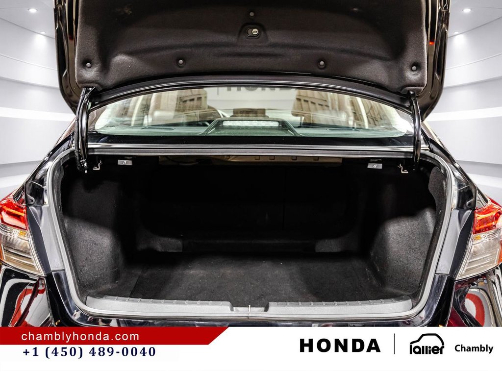 Honda Civic Touring CUIR I SUNROOF I MAGS I STARTER I CARPLAY I GPS I MAGS I ACTIVE SECURITY 2023 à Montréal, Québec - 16 - w1024h768px