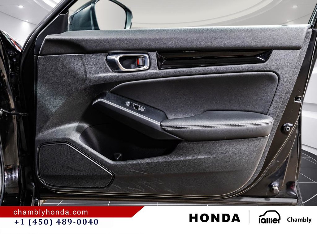 Honda Civic Touring CUIR I SUNROOF I MAGS I STARTER I CARPLAY I GPS I MAGS I ACTIVE SECURITY 2023 à Montréal, Québec - 17 - w1024h768px