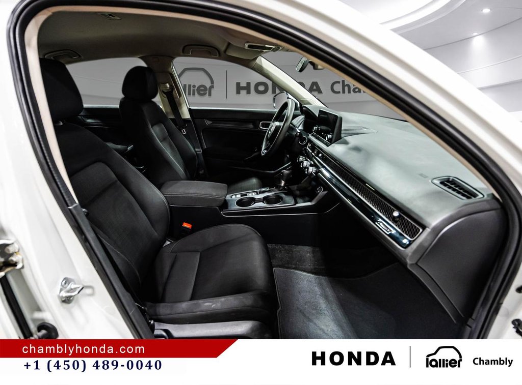 2024 Honda Civic LX-B HEATED SEATS I STARTER I CARPLAY I CAMERA I ACTIVE SECURITY in Montréal, Quebec - 17 - w1024h768px