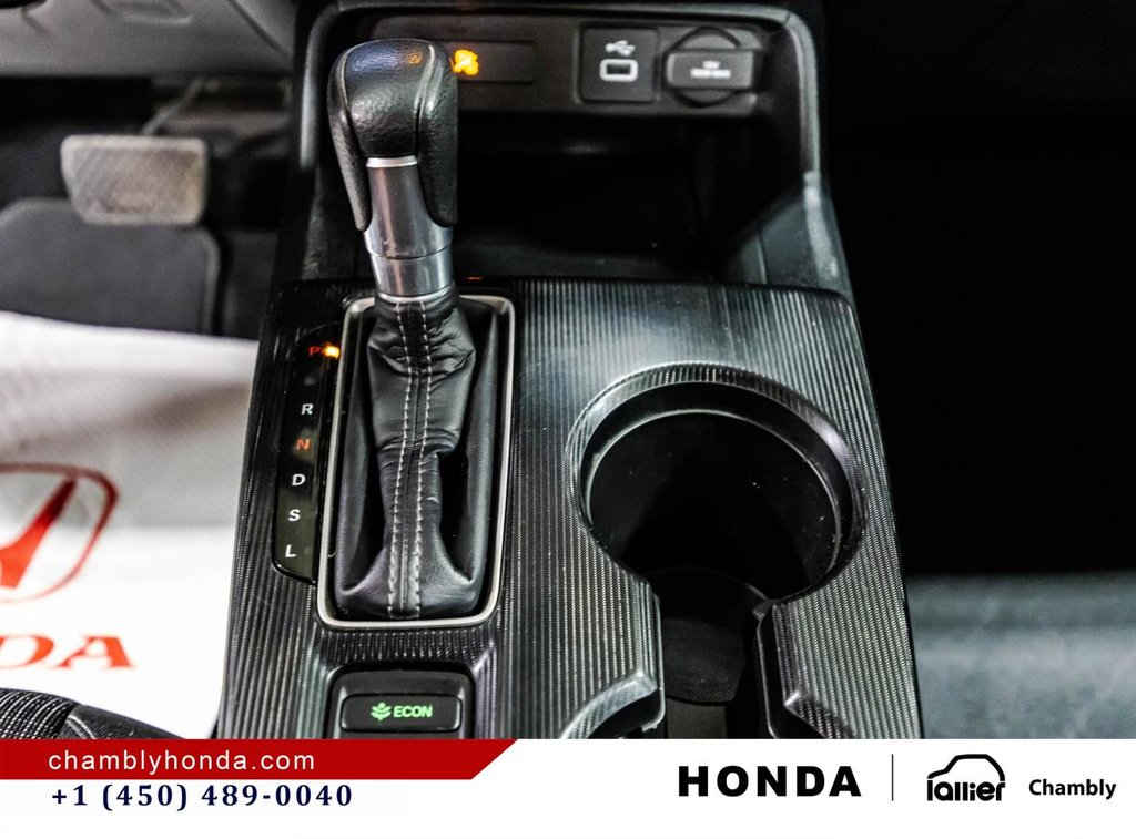 2024 Honda Civic LX-B HEATED SEATS I STARTER I CARPLAY I CAMERA I ACTIVE SECURITY in Montréal, Quebec - 24 - w1024h768px