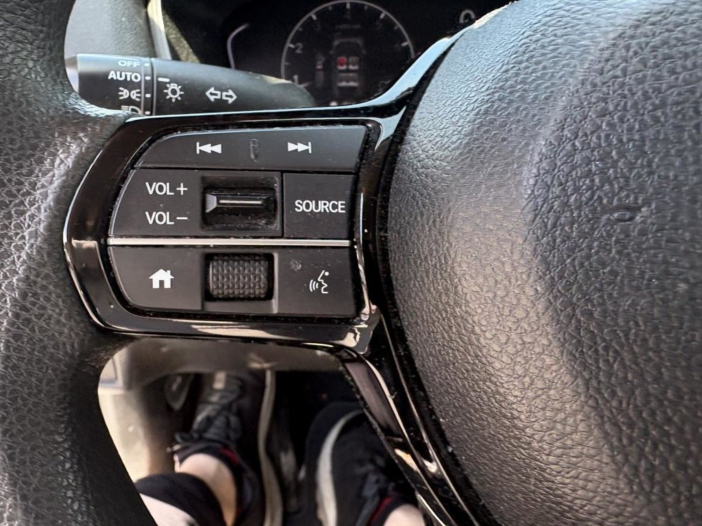Honda Civic LX-B HEATED SEATS I STARTER I CARPLAY I CAMERA I ACTIVE SECURITY 2024 à Montréal, Québec - 8 - w1024h768px