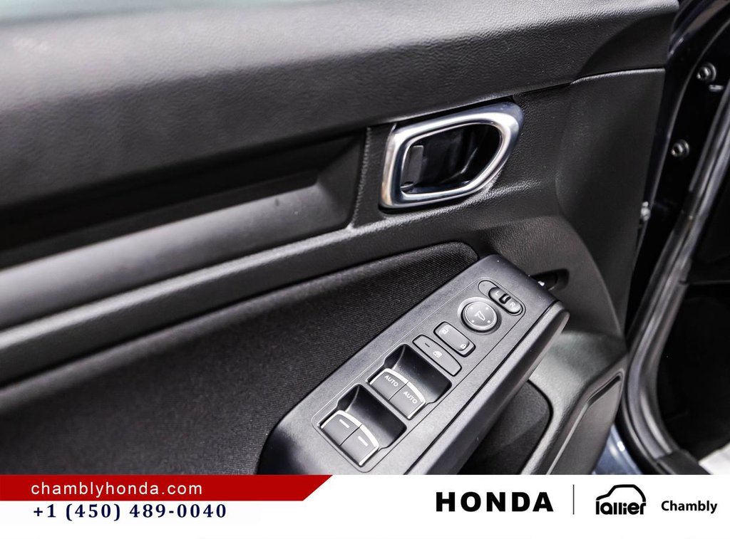 2024 Honda Civic Sport CARPLAY I SUNROOF I MAGS I STARTER I HEATED SEATS AND STEERING WHEEL I ACTIVE SECURITY in Montréal, Quebec - 11 - w1024h768px