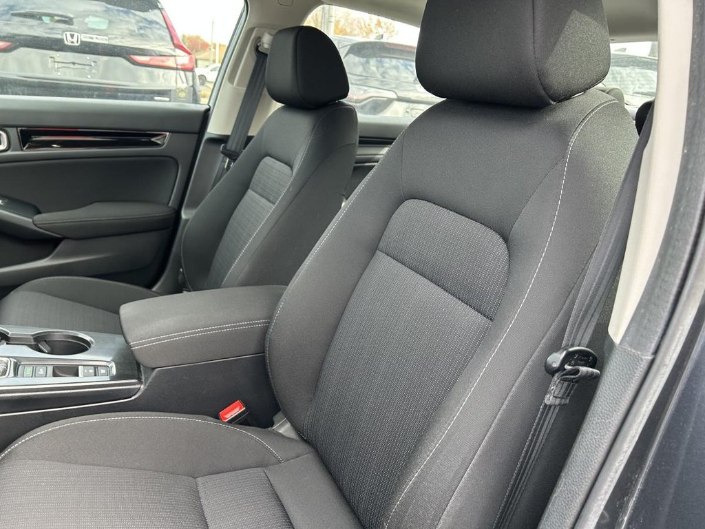 Honda Civic EX 22,000 KM I SUNROOF I MAGS I HEATED SEATS AND STEERING WHEEL I STARTER I ACTIVE SECURITY 2024 à Montréal, Québec - 7 - w1024h768px