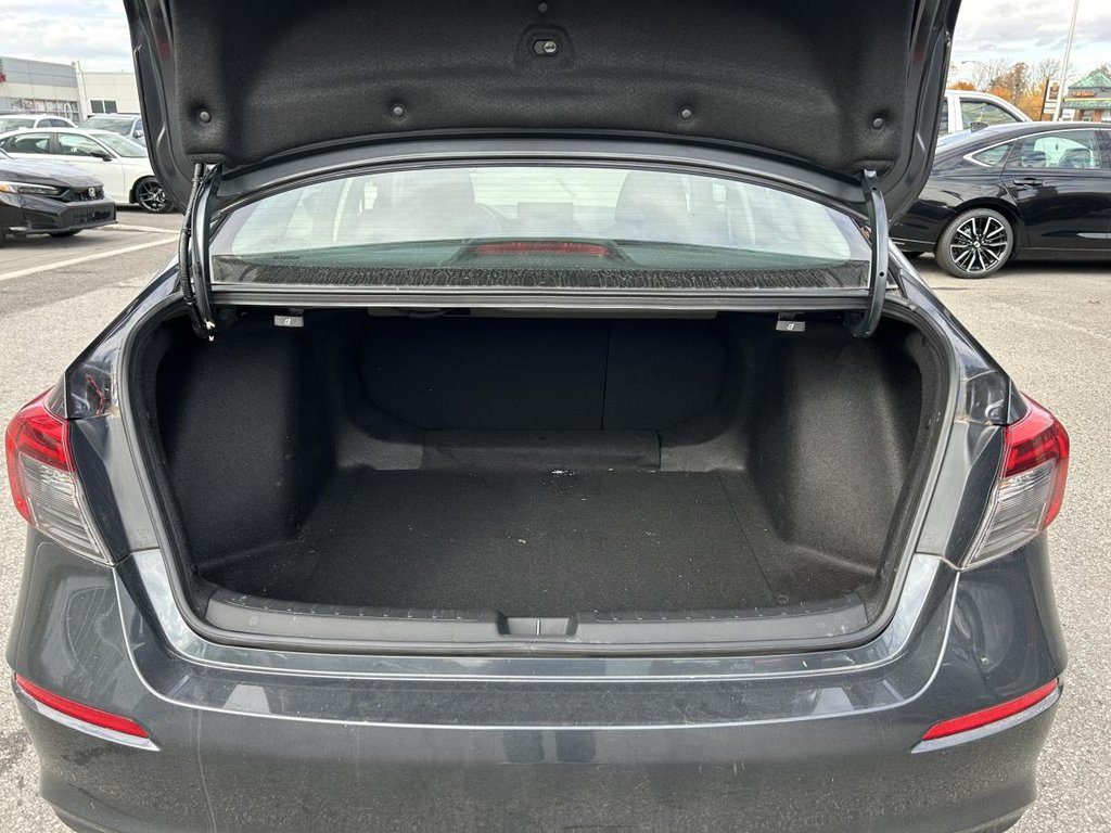Honda Civic EX 22,000 KM I SUNROOF I MAGS I HEATED SEATS AND STEERING WHEEL I STARTER I ACTIVE SECURITY 2024 à Montréal, Québec - 6 - w1024h768px