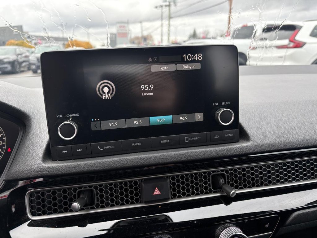 2025 Honda Civic Sport Hatchback I MAGS I CARPLAY I HEATED SEATS I STARTER I CAMERA I ACTIVE SECURITY in Montréal, Quebec - 8 - w1024h768px