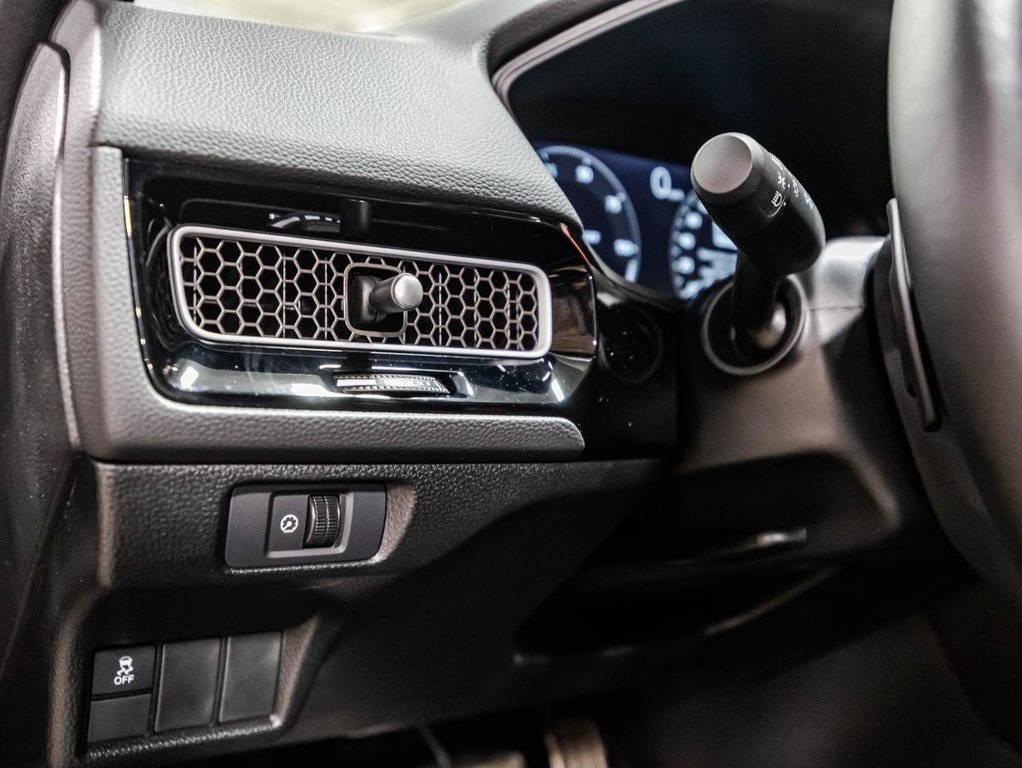 2026 Honda Civic Touring Hybrid, cuir, toit, full in Montréal, Quebec - 22 - w1024h768px