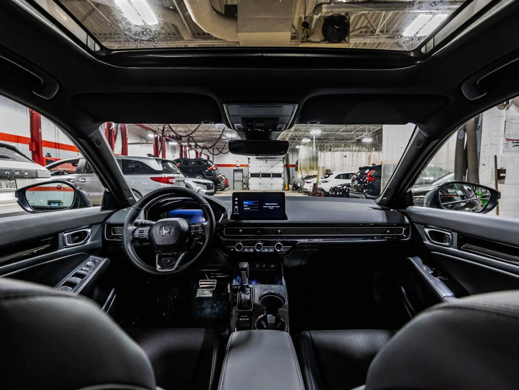 2026 Honda Civic Touring Hybrid, cuir, toit, full in Montréal, Quebec - 15 - w1024h768px