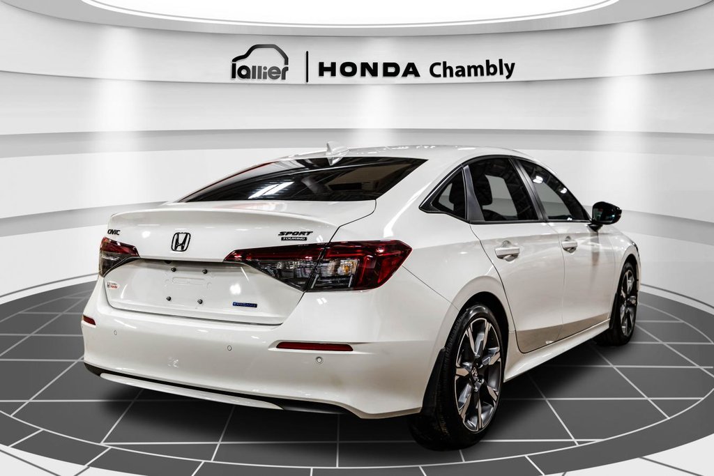 2026 Honda Civic Sport Touring eCVT DEMO in Montréal, Quebec - 7 - w1024h768px