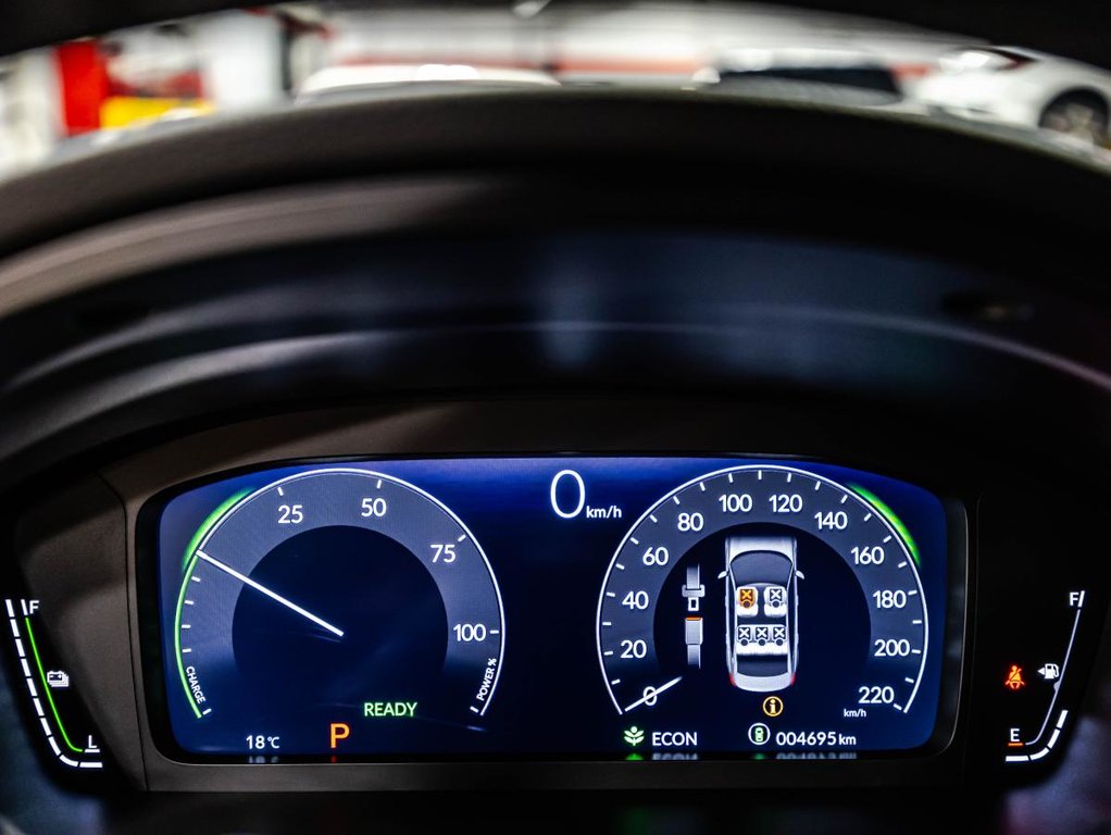 2026 Honda Civic Sport Touring eCVT DEMO in Montréal, Quebec - 24 - w1024h768px