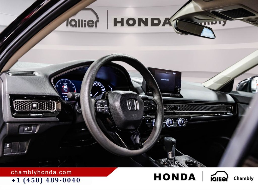 2026 Honda Civic LX 8,000 KM !!! I CARPLAY I HEATED SEATS I STARTER I CAMERA I ACTIVE SECURIY in Montréal, Quebec - 19 - w1024h768px
