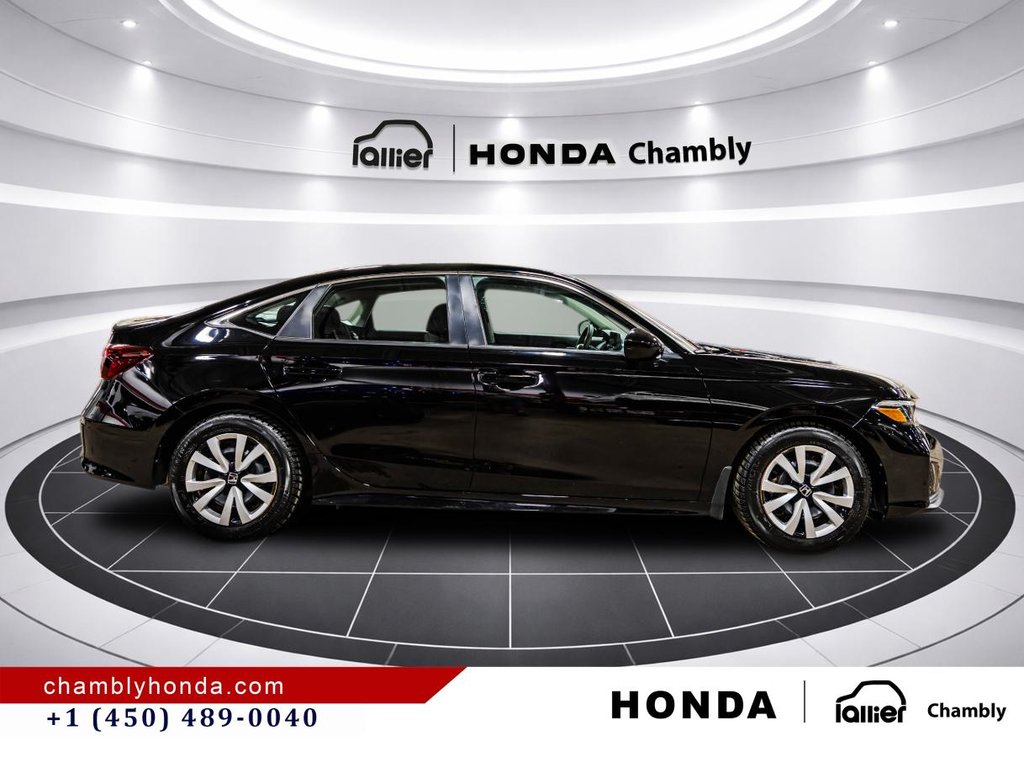 2026 Honda Civic LX 8,000 KM !!! I CARPLAY I HEATED SEATS I STARTER I CAMERA I ACTIVE SECURIY in Montréal, Quebec - 8 - w1024h768px