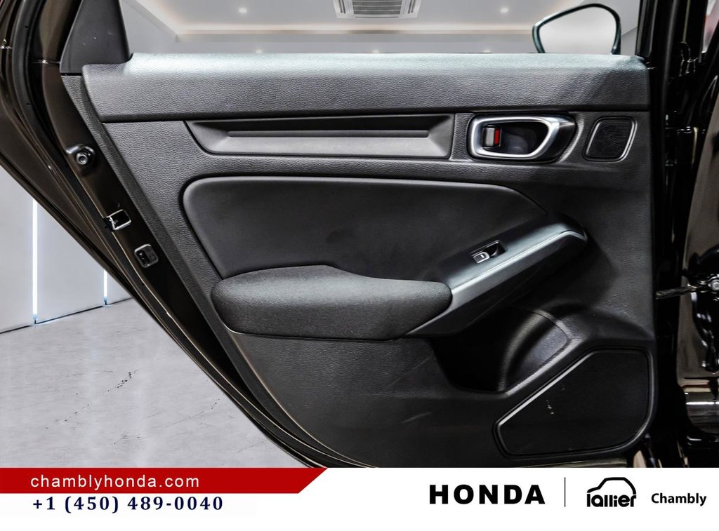 Honda Civic Sport  CARPLAY I SUNROOF I MAGS I HEATED SEATS AND STEERING WHEEL I STARTER I ACTIVE SECURITY 2026 à Montréal, Québec - 12 - w1024h768px