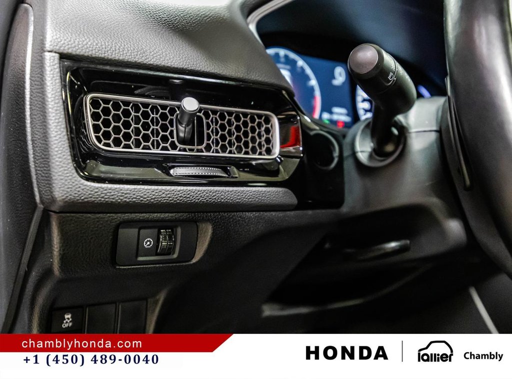 Honda Civic Sport  CARPLAY I SUNROOF I MAGS I HEATED SEATS AND STEERING WHEEL I STARTER I ACTIVE SECURITY 2026 à Montréal, Québec - 21 - w1024h768px