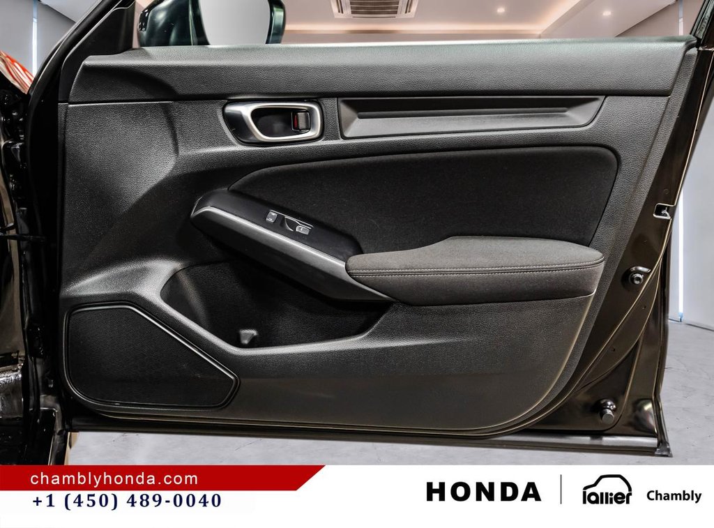 Honda Civic Sport CVT  SUNRROG I MAGS I HEATED SEATS & STEERING WHEEL I CARPLAY I  STARTER I ACTIVE SECURITY 2026 à Montréal, Québec - 16 - w1024h768px