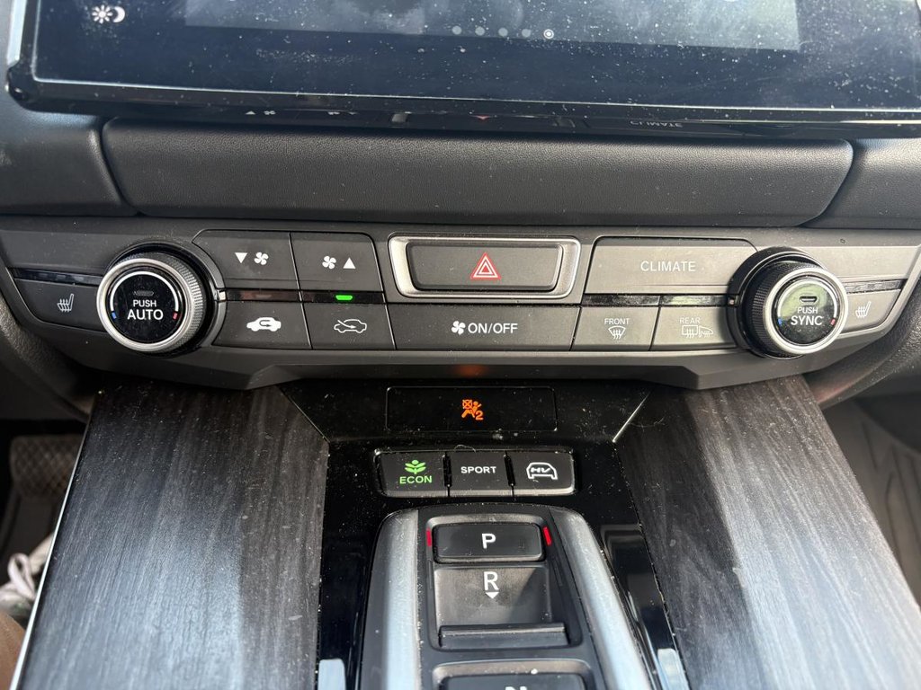 2020 Honda Clarity Plug-in Hybrid Sedan 1 OWNER I NO ACCIDENT I MAINTENANCE AT CHAMBLY HONDA in Montréal, Quebec - 10 - w1024h768px