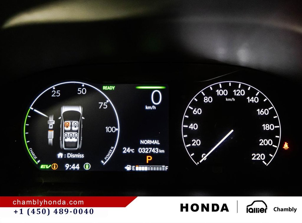 Honda CR-V Hybrid Touring AWD CARPLAY I MAGS I SUNROOD I HEATED SEATS & STEERING WHEEL I STARTER I ACTIVE SECURITY 2023 à Montréal, Québec - 25 - w1024h768px