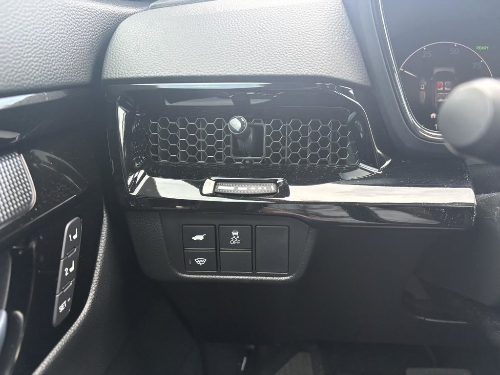 Honda CR-V Hybrid Touring AWD CARPLAYU I SUNROOF I MAGS I HEATED SEATS AND STEERING WHEEL I ACTIVE SECURITY I STARTER 2023 à Montréal, Québec - 14 - w1024h768px