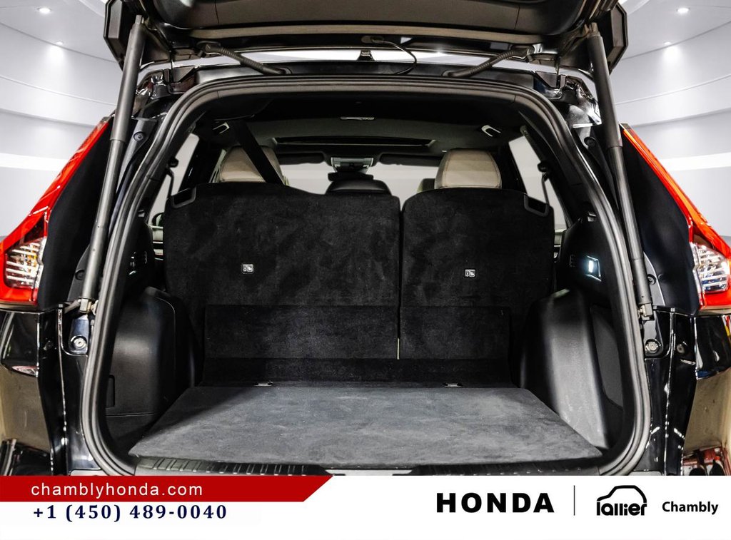 Honda CR-V Hybrid Touring AWD 7 YEARS/200,000 KM HONDA WARRANTY INCLUDED   I 5,500$ VALUE I VALID UNTIL NOV. 2031 2025 à Montréal, Québec - 17 - w1024h768px