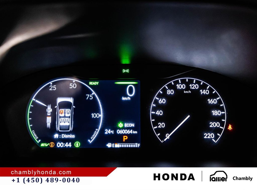 Honda CR-V Hybrid Touring AWD 7 YEARS/200,000 KM HONDA WARRANTY INCLUDED   I 5,500$ VALUE I VALID UNTIL NOV. 2031 2025 à Montréal, Québec - 25 - w1024h768px