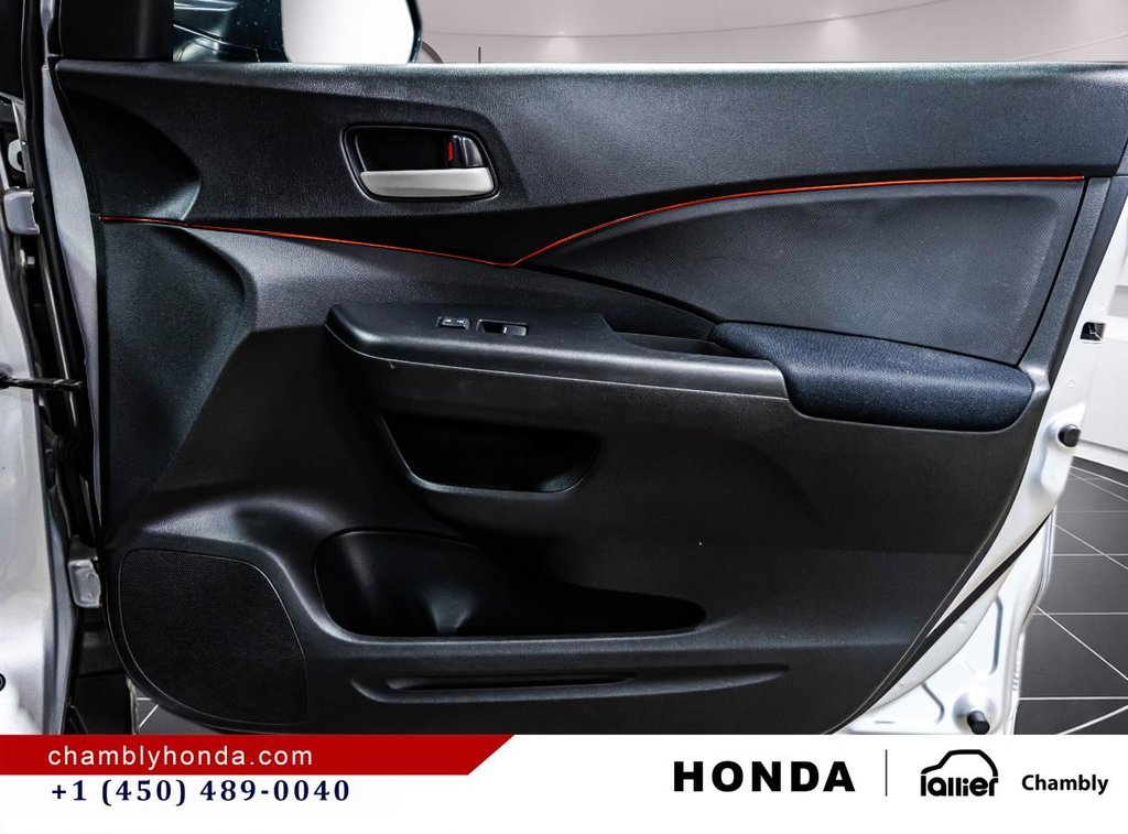 2016 Honda CR-V LX AWD I 74,000 KM !!! I MINT I LAST YEAR WITH 2.4L ENGINE I HEATED SEATS I MAGS I CAMERA in Montréal, Quebec - 16 - w1024h768px