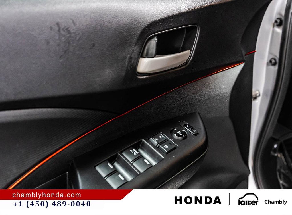 2016 Honda CR-V LX AWD I 74,000 KM !!! I MINT I LAST YEAR WITH 2.4L ENGINE I HEATED SEATS I MAGS I CAMERA in Montréal, Quebec - 11 - w1024h768px