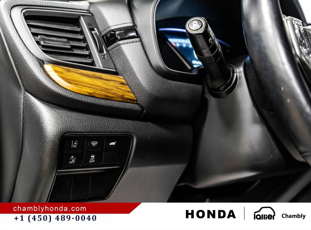 Honda CR-V EX-L AWD I 1 OWNER I 71,000 KM I LETAHER I HEATED SEATS AND STEERING WHEEL I MAGS I CARPLY 2017 à Montréal, Québec - 23 - w1024h768px