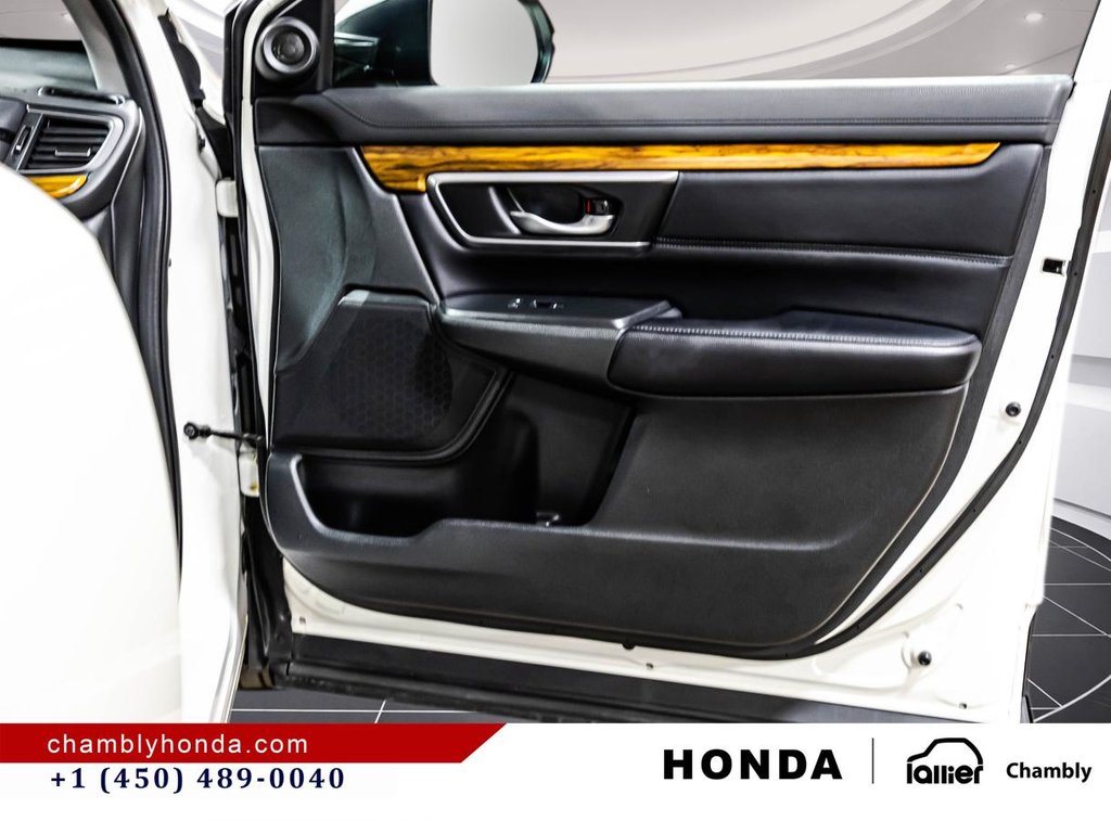 Honda CR-V EX-L AWD I 1 OWNER I 71,000 KM I LETAHER I HEATED SEATS AND STEERING WHEEL I MAGS I CARPLY 2017 à Montréal, Québec - 18 - w1024h768px