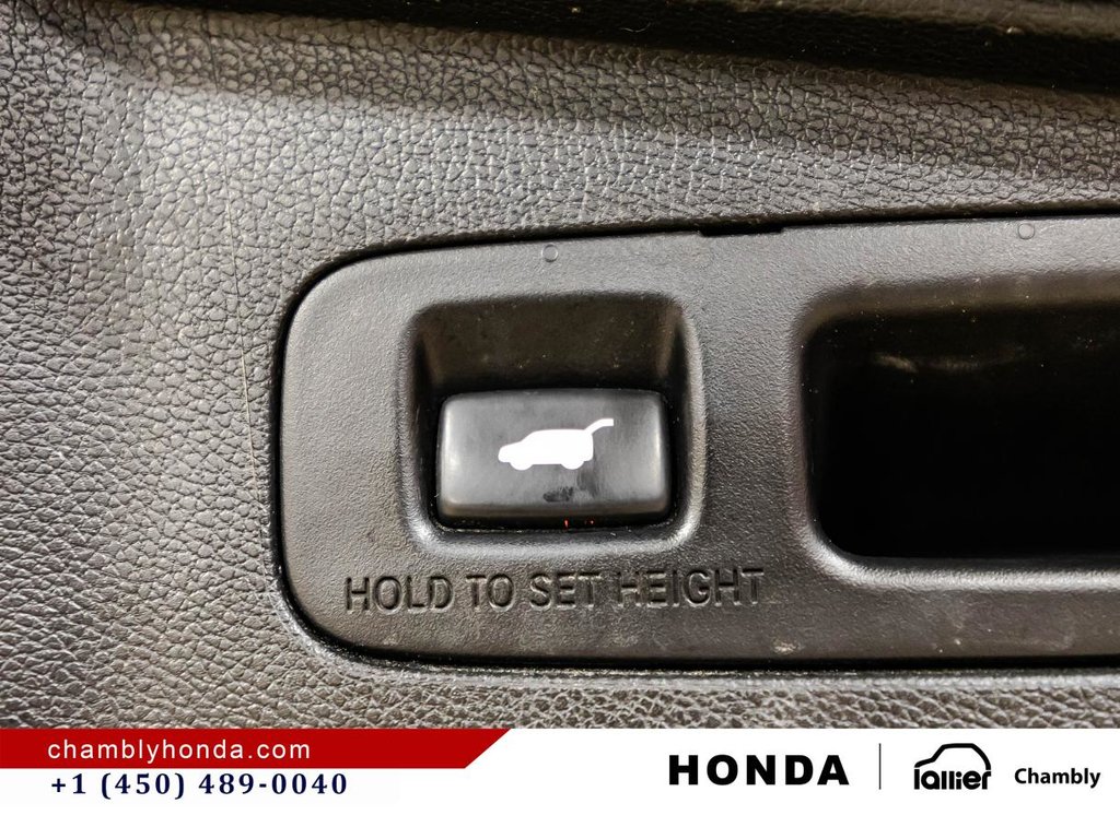 Honda CR-V Touring AWD I CARPLAY I PANORAMIC SUNROOF I LEATHER I HEATED SEATS I MAGS I STARTER 2018 à Montréal, Québec - 16 - w1024h768px