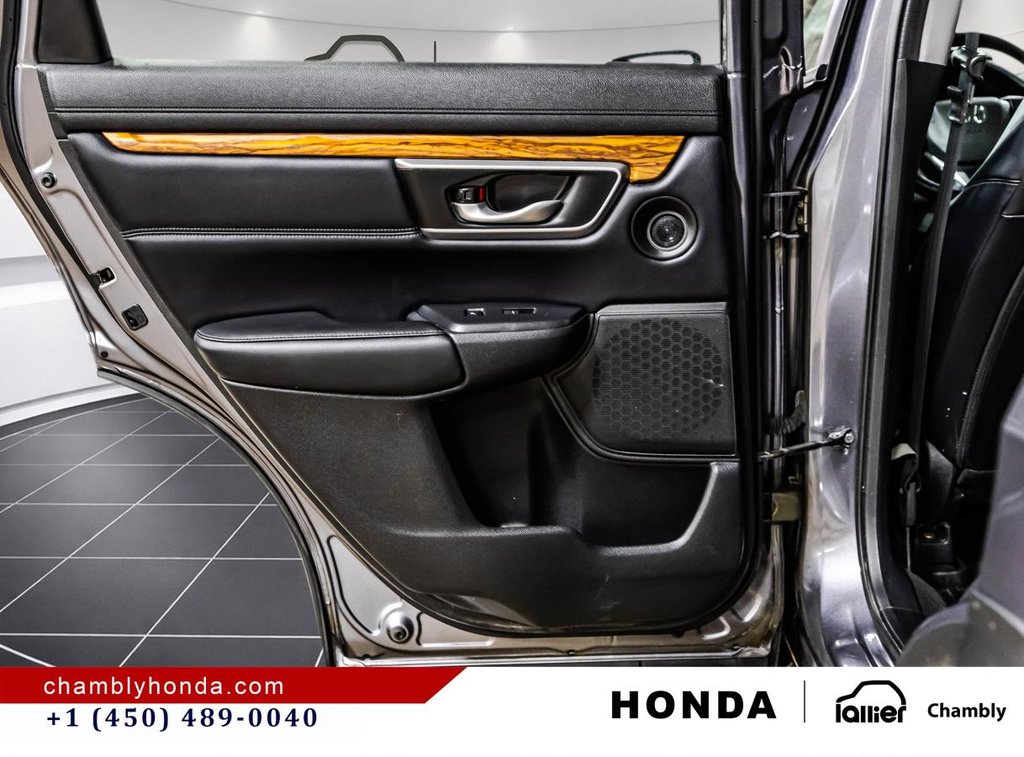 Honda CR-V Touring AWD I CARPLAY I PANORAMIC SUNROOF I LEATHER I HEATED SEATS I MAGS I STARTER 2018 à Montréal, Québec - 13 - w1024h768px