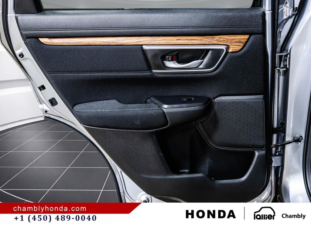 Honda CR-V EX AWD MAGS I SUNROOF I STARTER I HEATED SEATS I CARPLAY I ACTIVE SECURITY 2018 à Montréal, Québec - 12 - w1024h768px