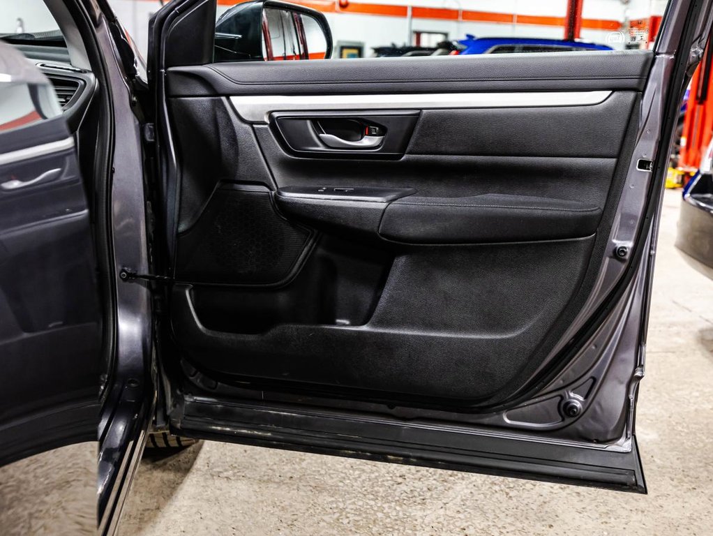 Honda CR-V LX AWD I NO ACCIDENT I CARPLAY HEATED SEATS ITAUX 5.99% I STARTER I ACTIVE SECURITY 2019 à Montréal, Québec - 14 - w1024h768px