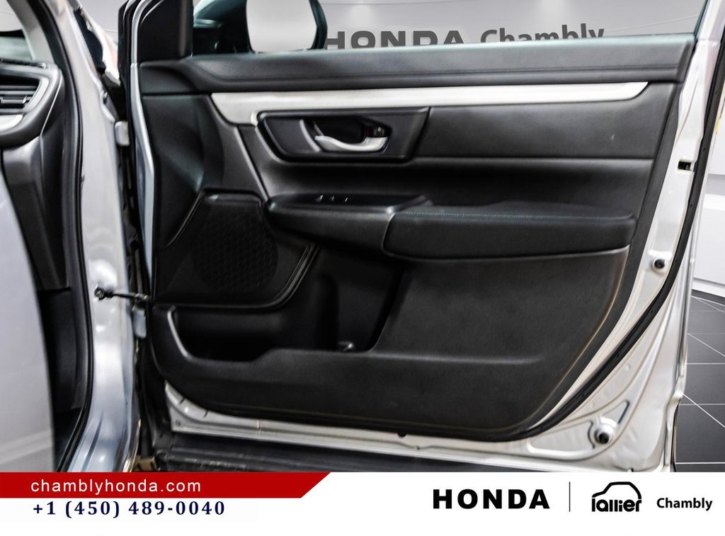 Honda CR-V LX AWD 2019 à Montréal, Québec - 16 - w1024h768px