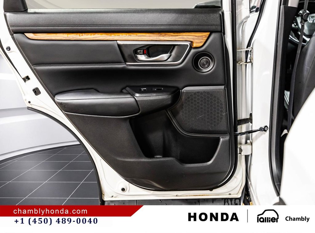 Honda CR-V Touring AWD NO ACCIDENT I 10 YEARS/200,000 KM WARRANTY I SUNROOF I MAGS 2019 à Montréal, Québec - 13 - w1024h768px