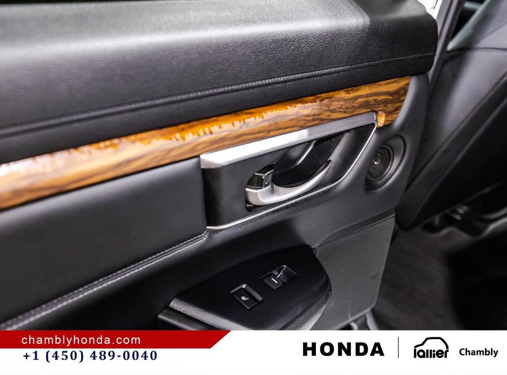 Honda CR-V Touring AWD NO ACCIDENT I 10 YEARS/200,000 KM WARRANTY I SUNROOF I MAGS 2019 à Montréal, Québec - 12 - w1024h768px