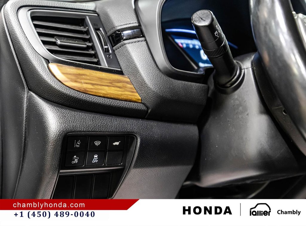 Honda CR-V Touring AWD NO ACCIDENT I 10 YEARS/200,000 KM WARRANTY I SUNROOF I MAGS 2019 à Montréal, Québec - 23 - w1024h768px