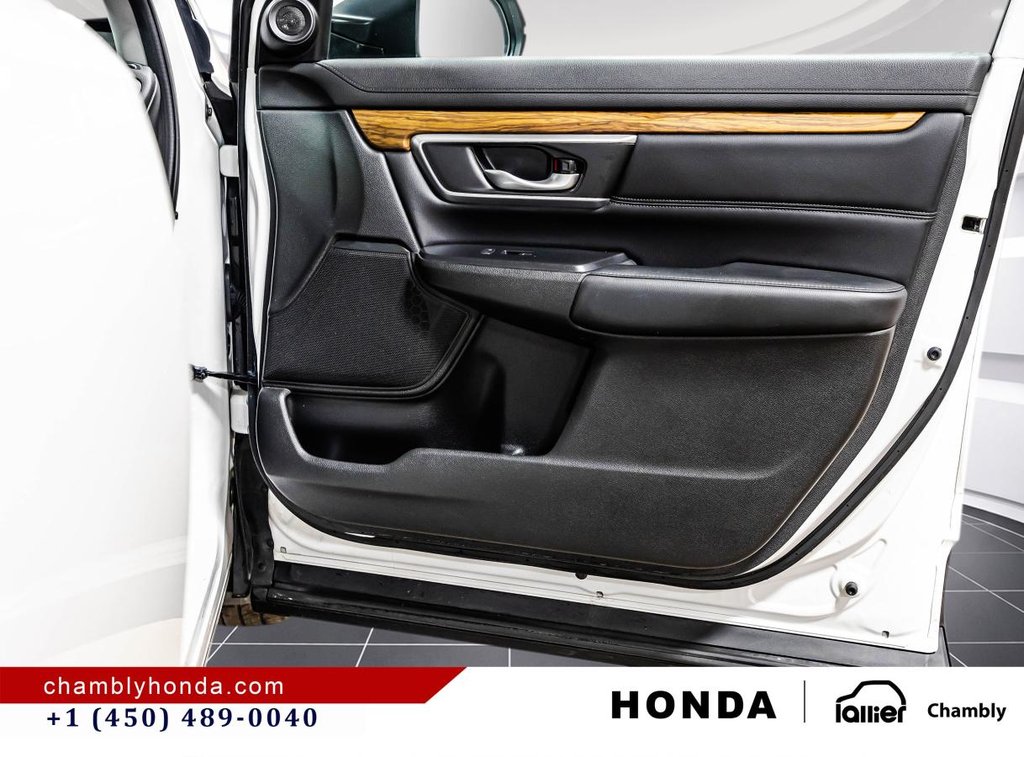 Honda CR-V Touring AWD NO ACCIDENT I 10 YEARS/200,000 KM WARRANTY I SUNROOF I MAGS 2019 à Montréal, Québec - 18 - w1024h768px