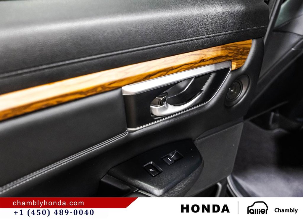 2019 Honda CR-V Touring AWD CARPLAY I SUNROOF I MAGS I STARTER I LEATHER I HETED SEATS I ACTIVE SECURITY in Montréal, Quebec - 12 - w1024h768px