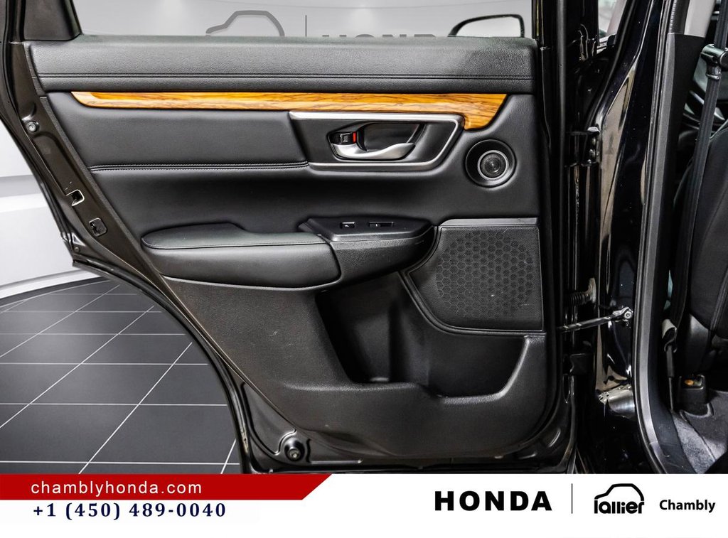 2019 Honda CR-V Touring AWD CARPLAY I SUNROOF I MAGS I STARTER I LEATHER I HETED SEATS I ACTIVE SECURITY in Montréal, Quebec - 13 - w1024h768px