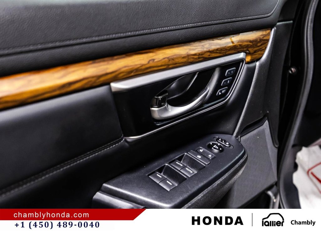 2019 Honda CR-V Touring AWD CARPLAY I SUNROOF I MAGS I STARTER I LEATHER I HETED SEATS I ACTIVE SECURITY in Montréal, Quebec - 11 - w1024h768px