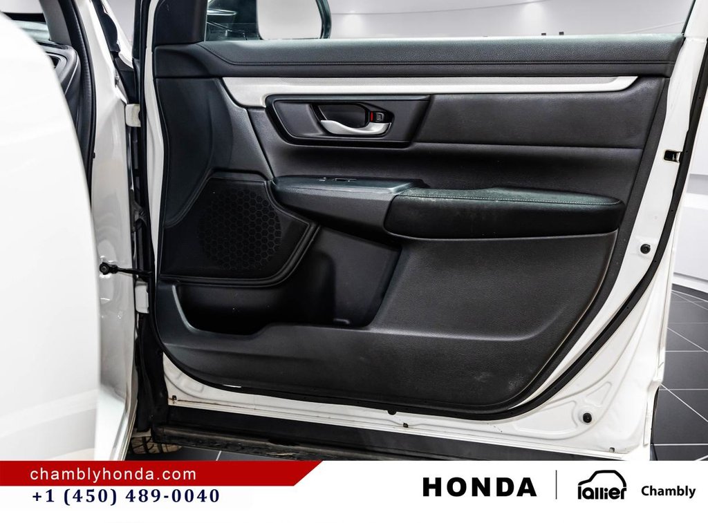 2019 Honda CR-V LX AWD  MAGS I STARTER I HEATED SEATS I CAMERA I ACTIVE SECURITY in Montréal, Quebec - 16 - w1024h768px