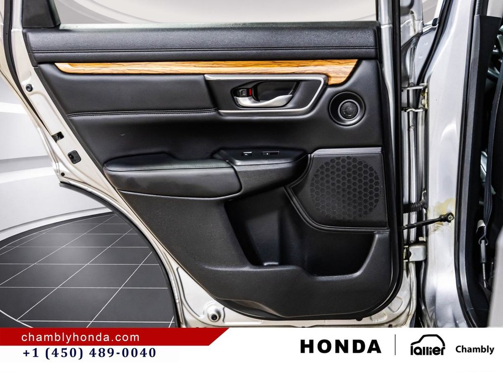 2020 Honda CR-V EX-L AWD LEATHER I MAGS I SUNROOOF I CARPLAY I HEATED SEATS I ACTIVE SECURITY in Montréal, Quebec - 13 - w1024h768px