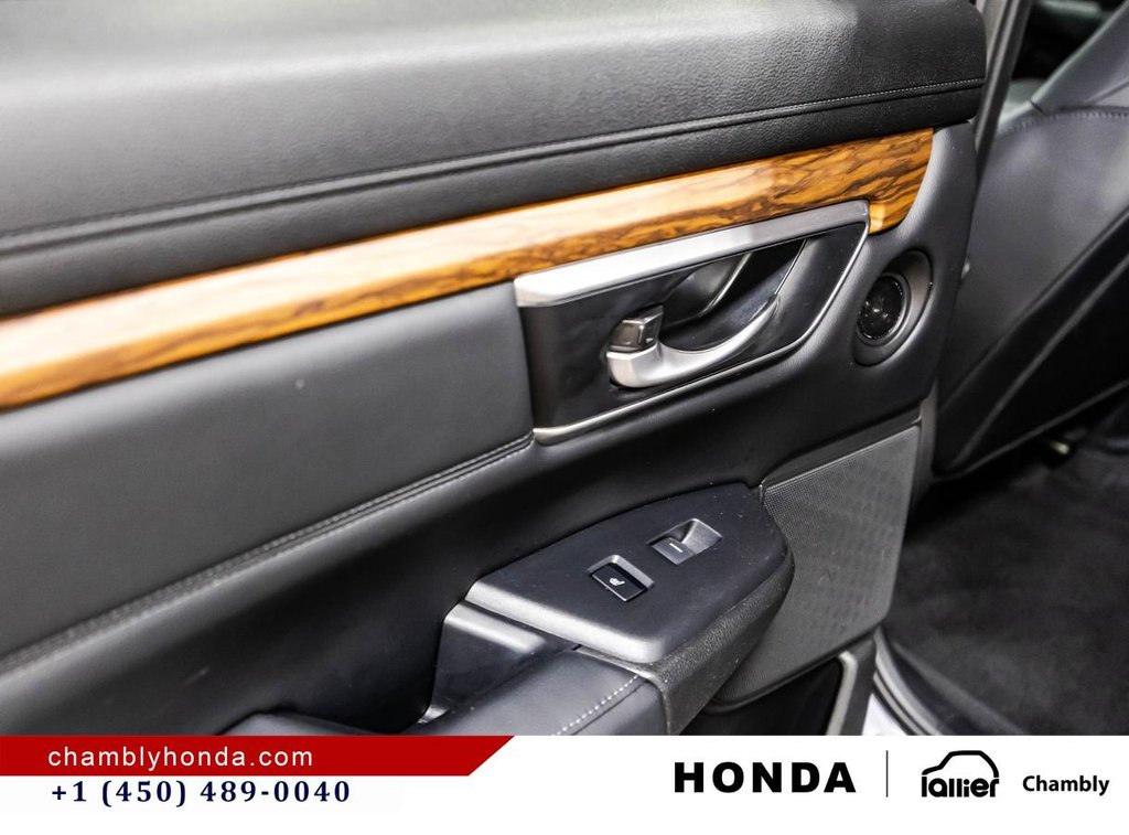 Honda CR-V Touring AWD  CARPLAY I MAGS I SUNROOF I HEATED SEATS AND STEERING WHEEL I STARTER I ACTIVE SECURITY 2020 à Montréal, Québec - 12 - w1024h768px