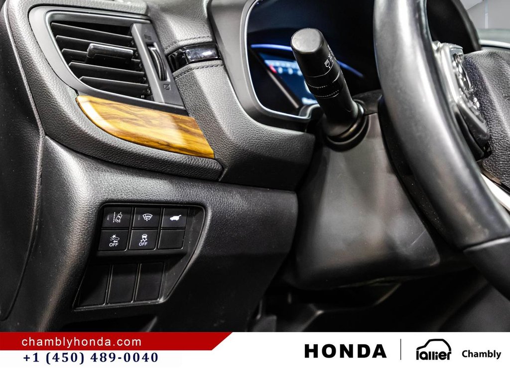 Honda CR-V Touring AWD  CARPLAY I MAGS I SUNROOF I HEATED SEATS AND STEERING WHEEL I STARTER I ACTIVE SECURITY 2020 à Montréal, Québec - 23 - w1024h768px