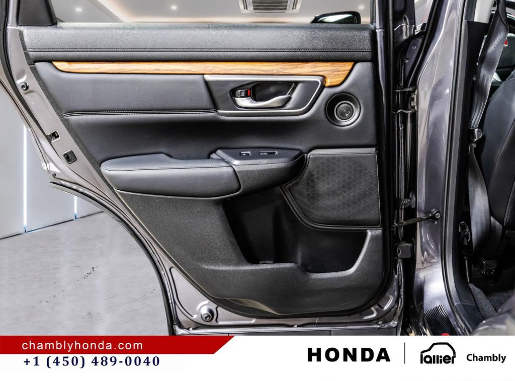 Honda CR-V Touring AWD  CARPLAY I MAGS I SUNROOF I HEATED SEATS AND STEERING WHEEL I STARTER I ACTIVE SECURITY 2020 à Montréal, Québec - 13 - w1024h768px