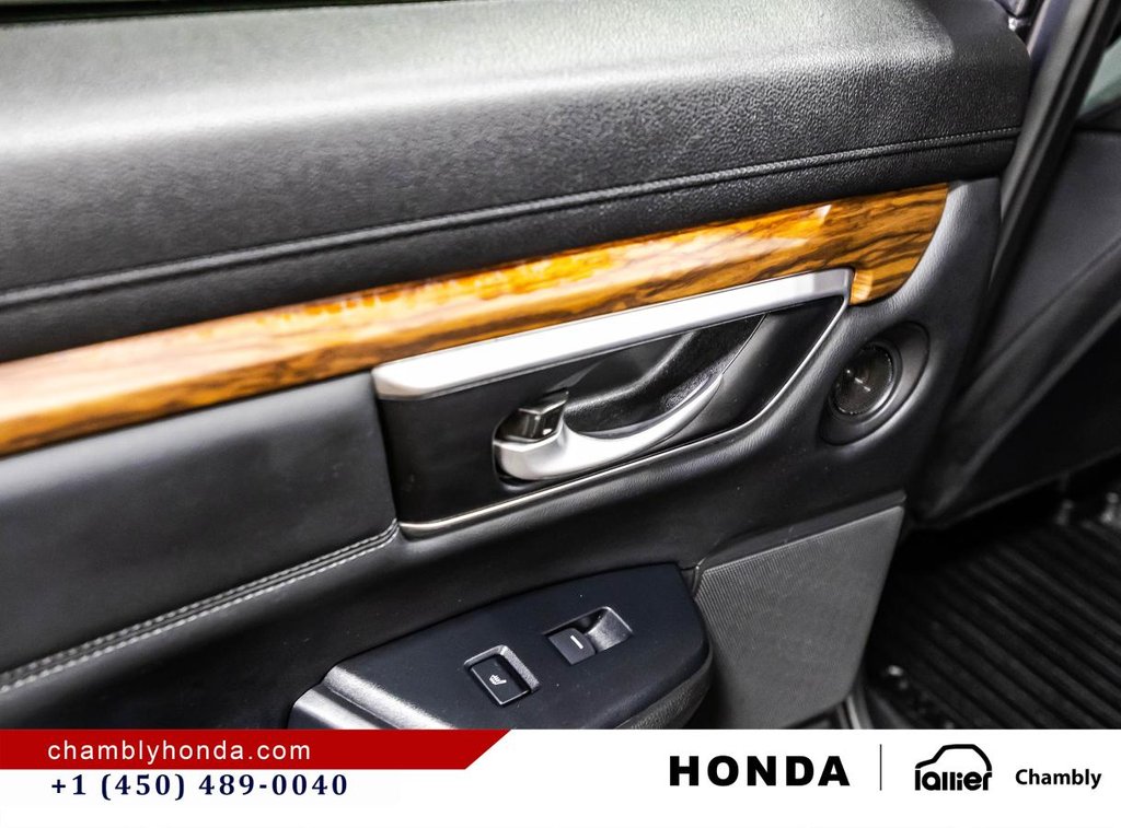 2022 Honda CR-V Touring AWD I CARPLAY I LEATHER I PANORAMIC SUNROOF I MAGS I STARTER I ACTIVE SECURITY in Montréal, Quebec - 12 - w1024h768px